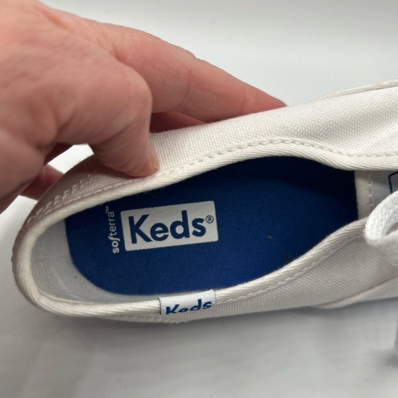 Keds White Canvas Shoes with Blue Insole - Picture 2 of 6
